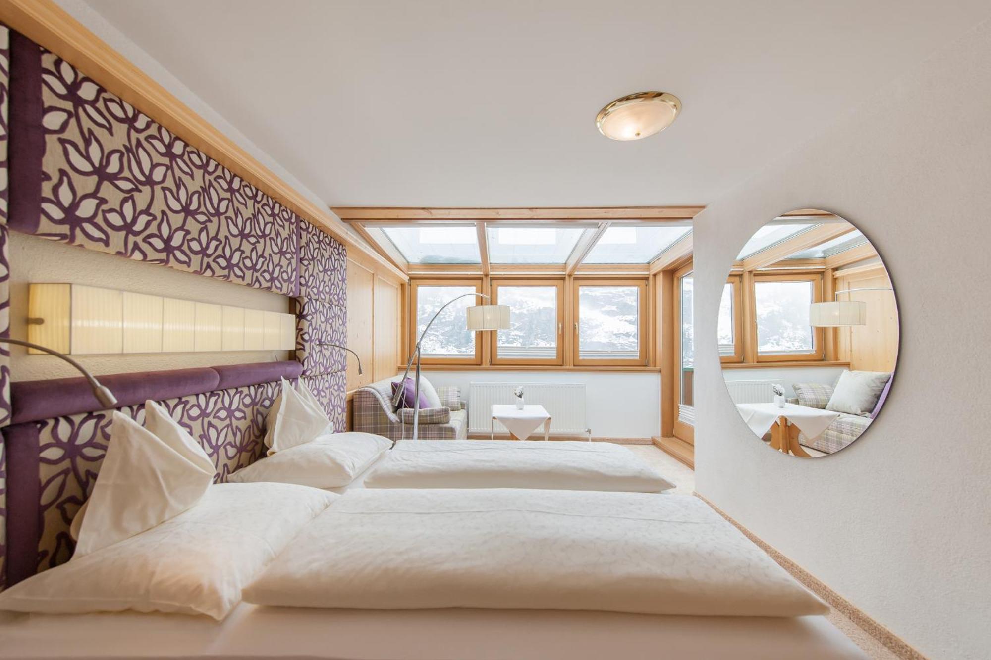 Hotel Gotthard-Zeit Обергургл Стая снимка