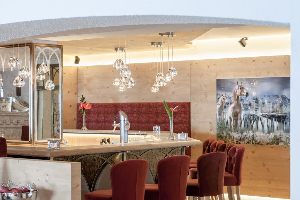Hotel Gotthard-Zeit Обергургл Екстериор снимка