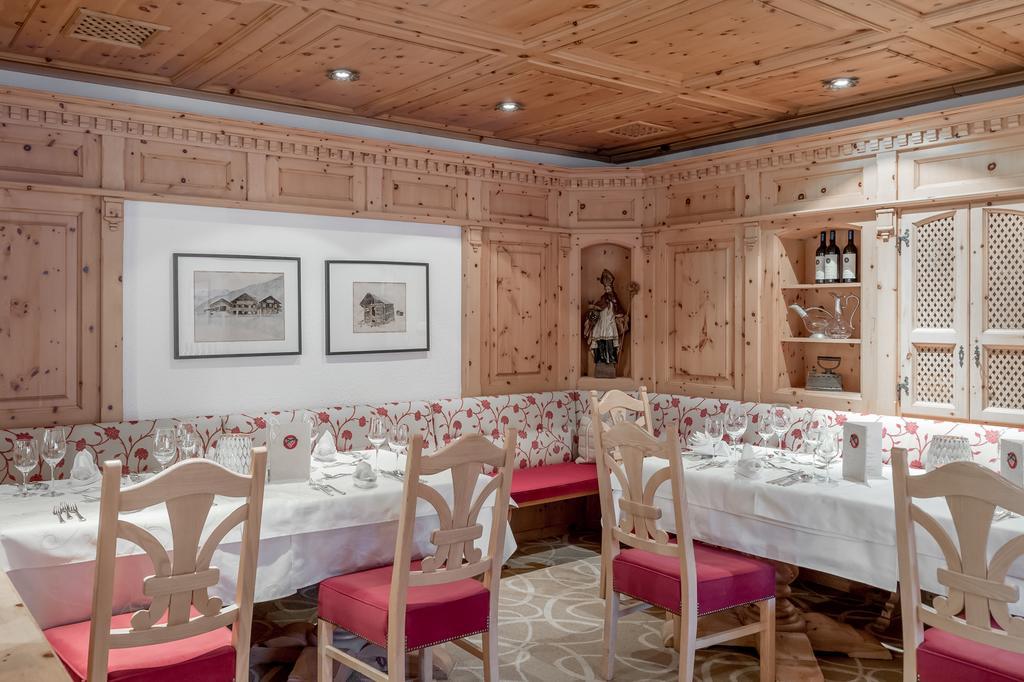 Hotel Gotthard-Zeit Обергургл Екстериор снимка