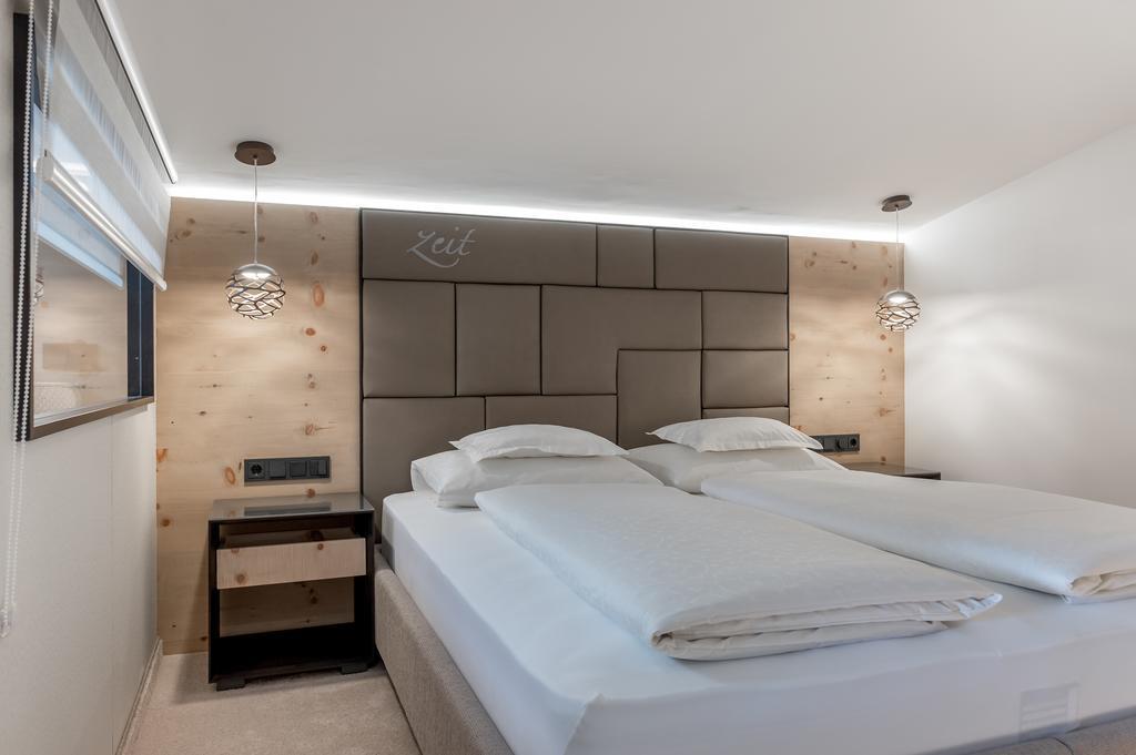 Hotel Gotthard-Zeit Обергургл Стая снимка